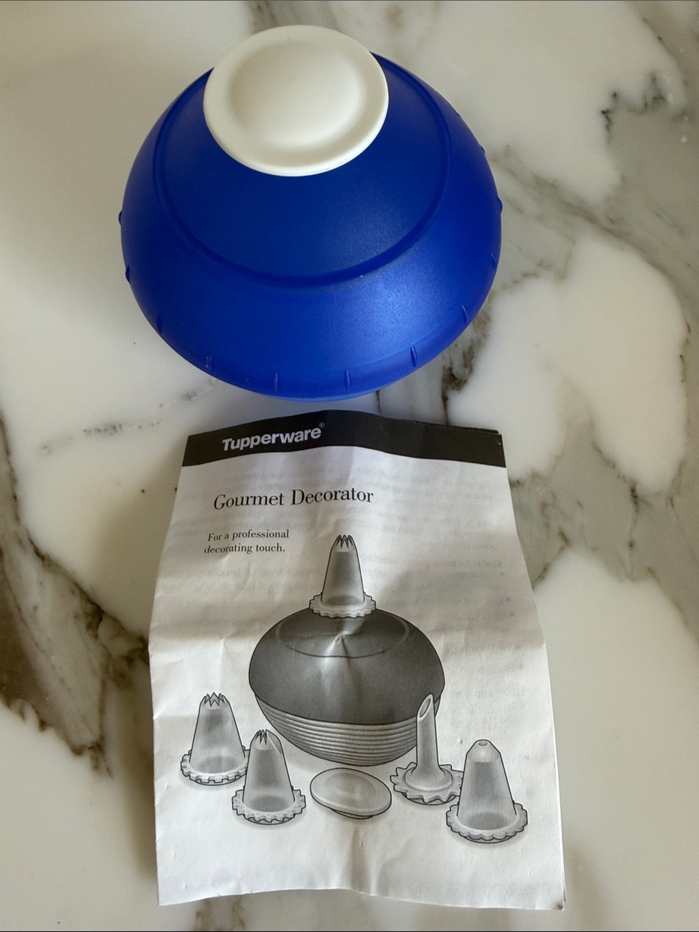 Tupperware Gourmet Decorator